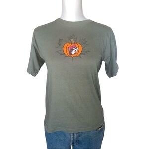 Buc-ee’s Green T-Shirt with Cartoon Pumpkin Design Size YL